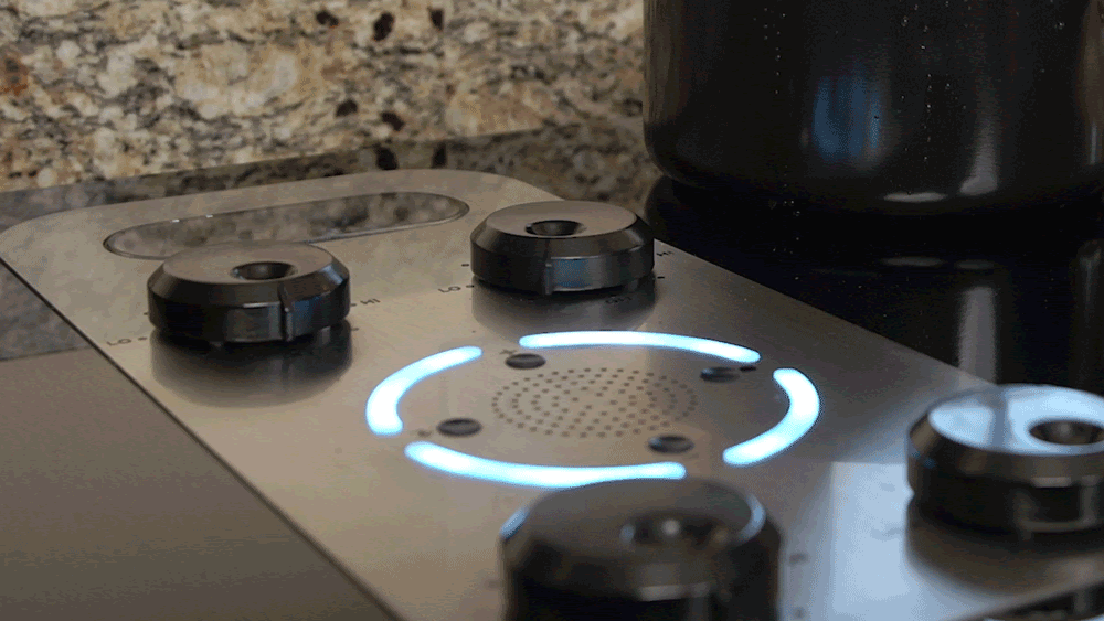 A gif of a knob on the Hobgoblin cooktop self-actuating to reflect its functional state.